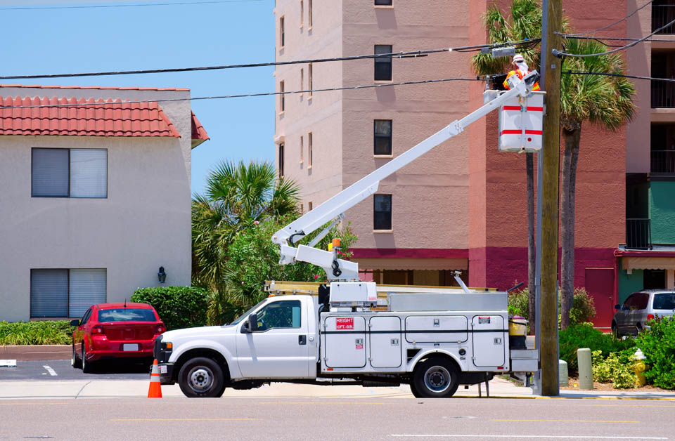 Bucket Truck Boom Lift Electrical Services Quality Electric