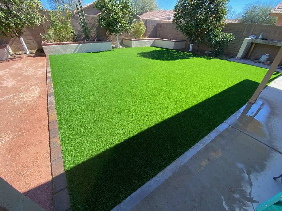 Pros & Cons Artificial Turf vs. Regular Grass Quality Turf AZ