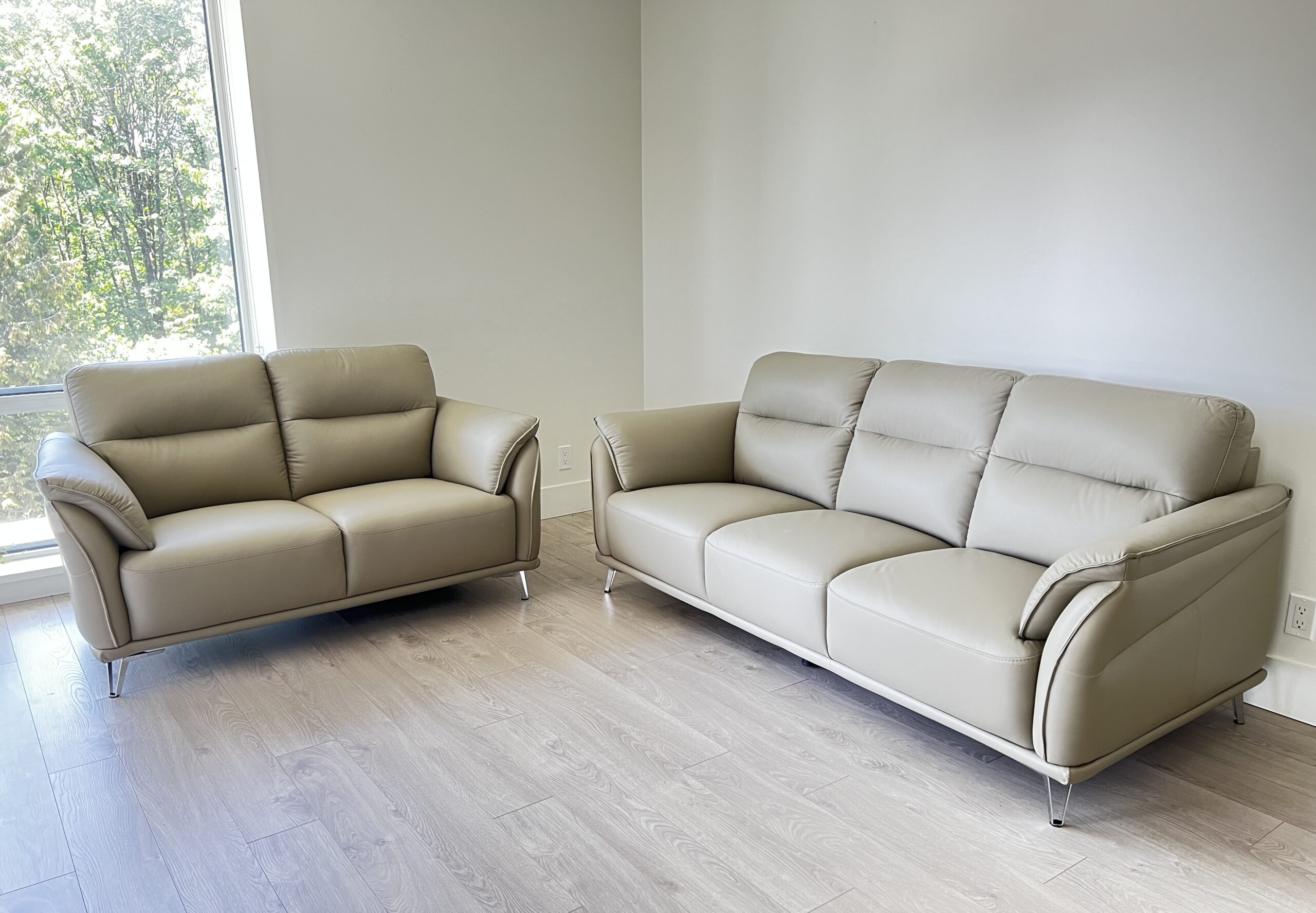 Genuine Leather Sofa Set 3+2 (6802) Quality leather sofa specialist in Vancouver, B.C.