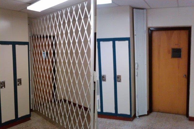 School / Hallway Security Gates Images Quantum Security Gates