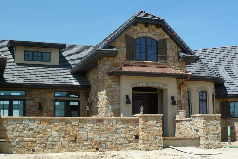 Providence Real Limestone Thin Veneer Mediterranean Exterior Quarry Mill