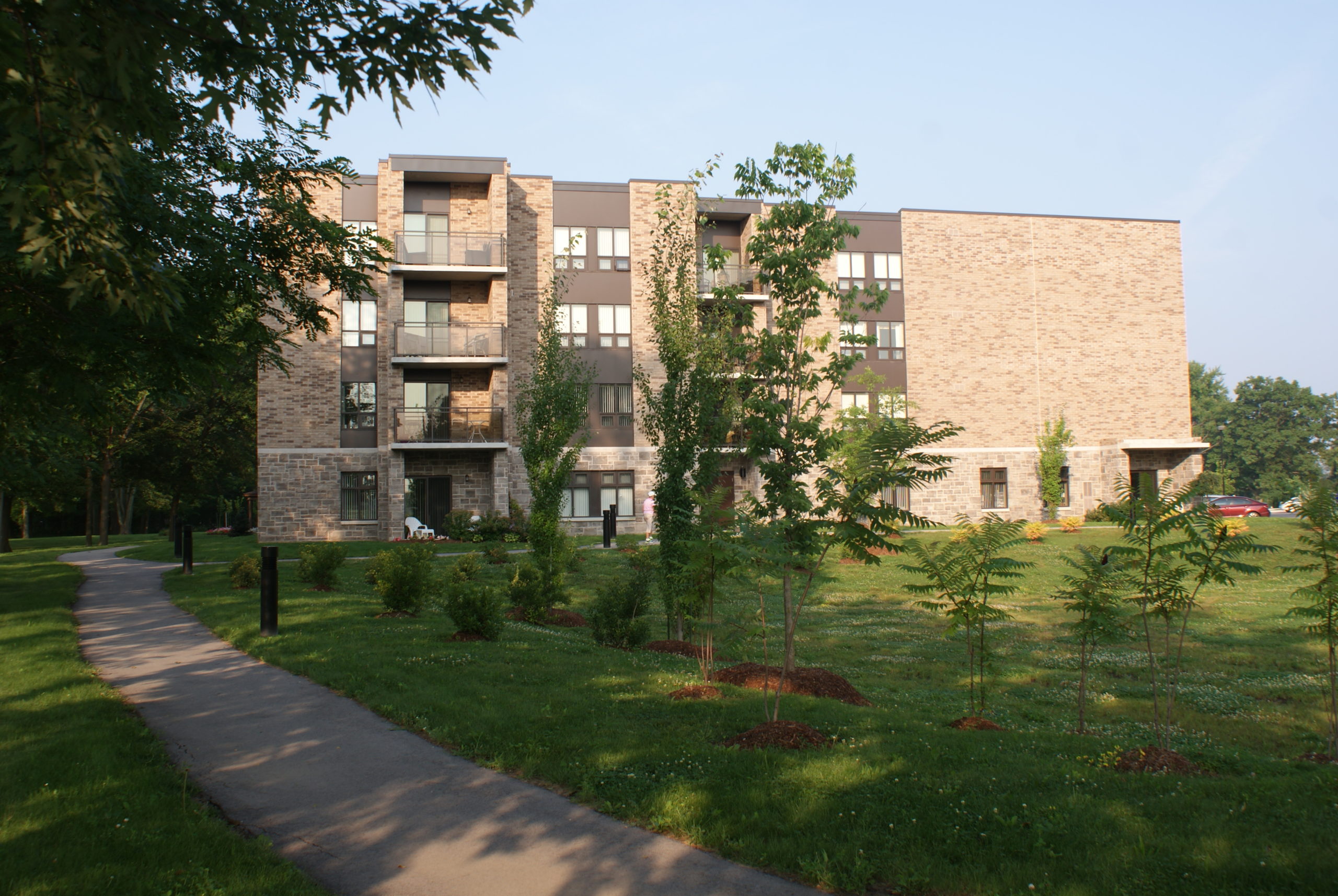 Stone Road Village Quartek