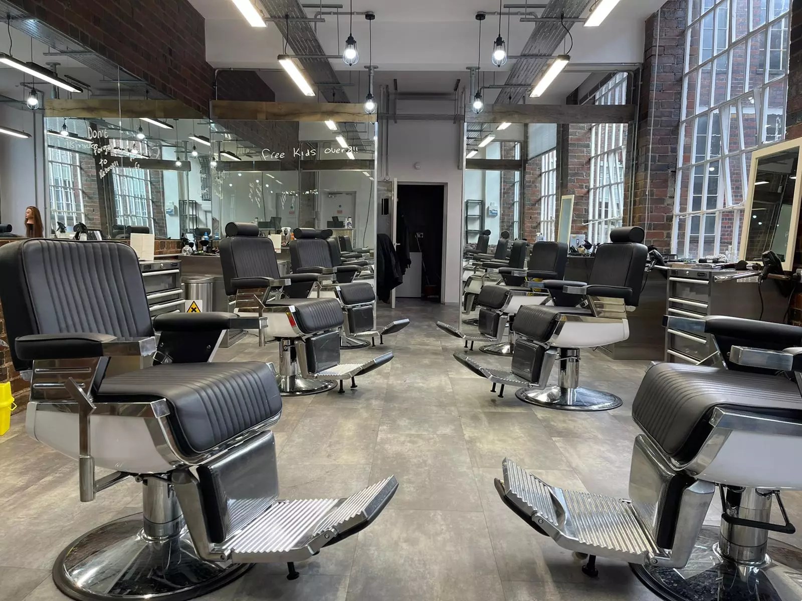 Barbers in Birmingham The Quarters Barbering Academy