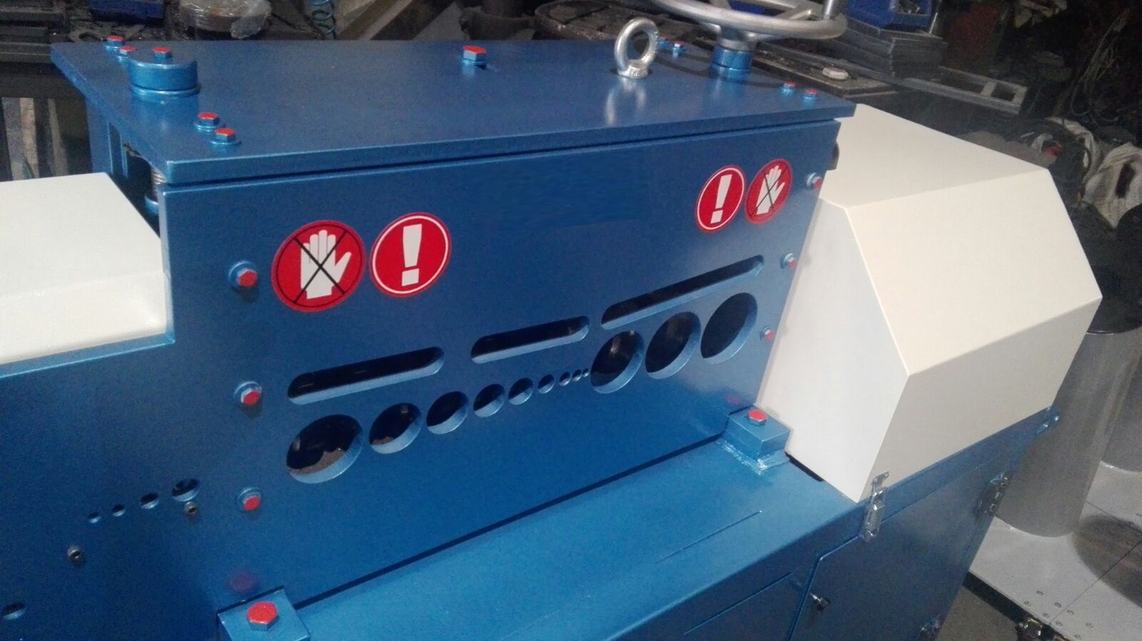 CSM 588 Cable stripping machine New Design Quartz Matrix LLC