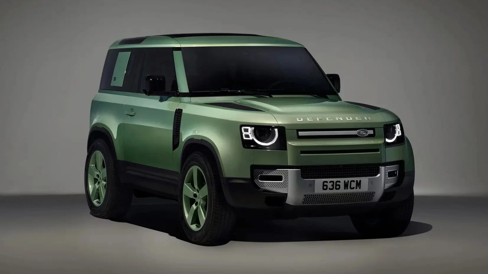 Edição de 75 anos do Land Rover Defender é híbrida e tem rodas verdes