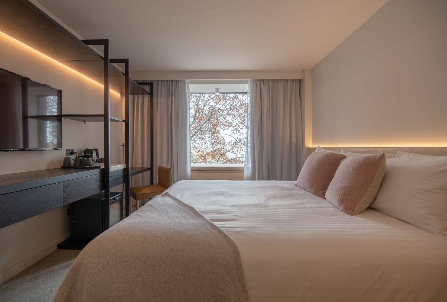 PERTH ESSENTIAL Quay Perth Hotel