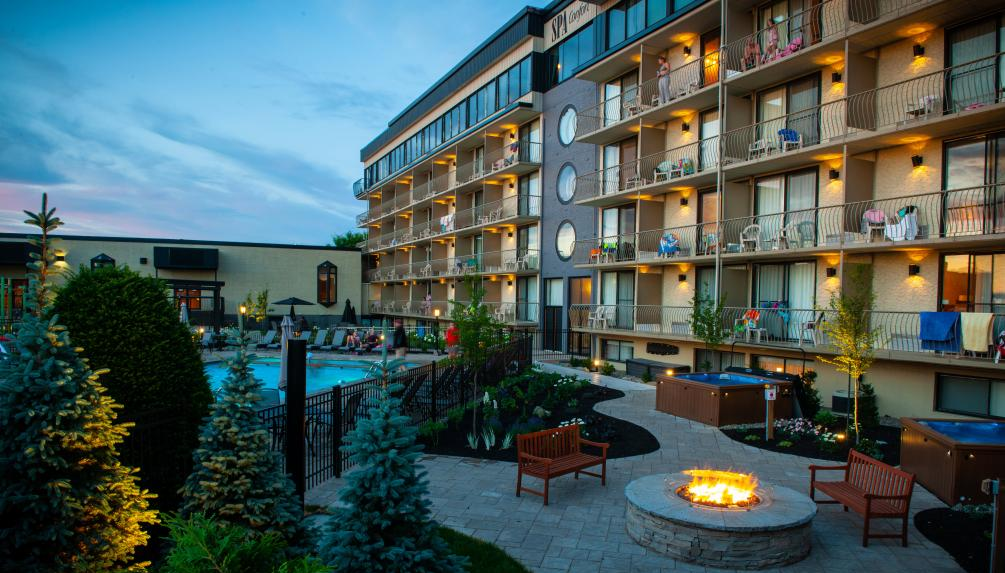 Hotel Castel Granby Packages