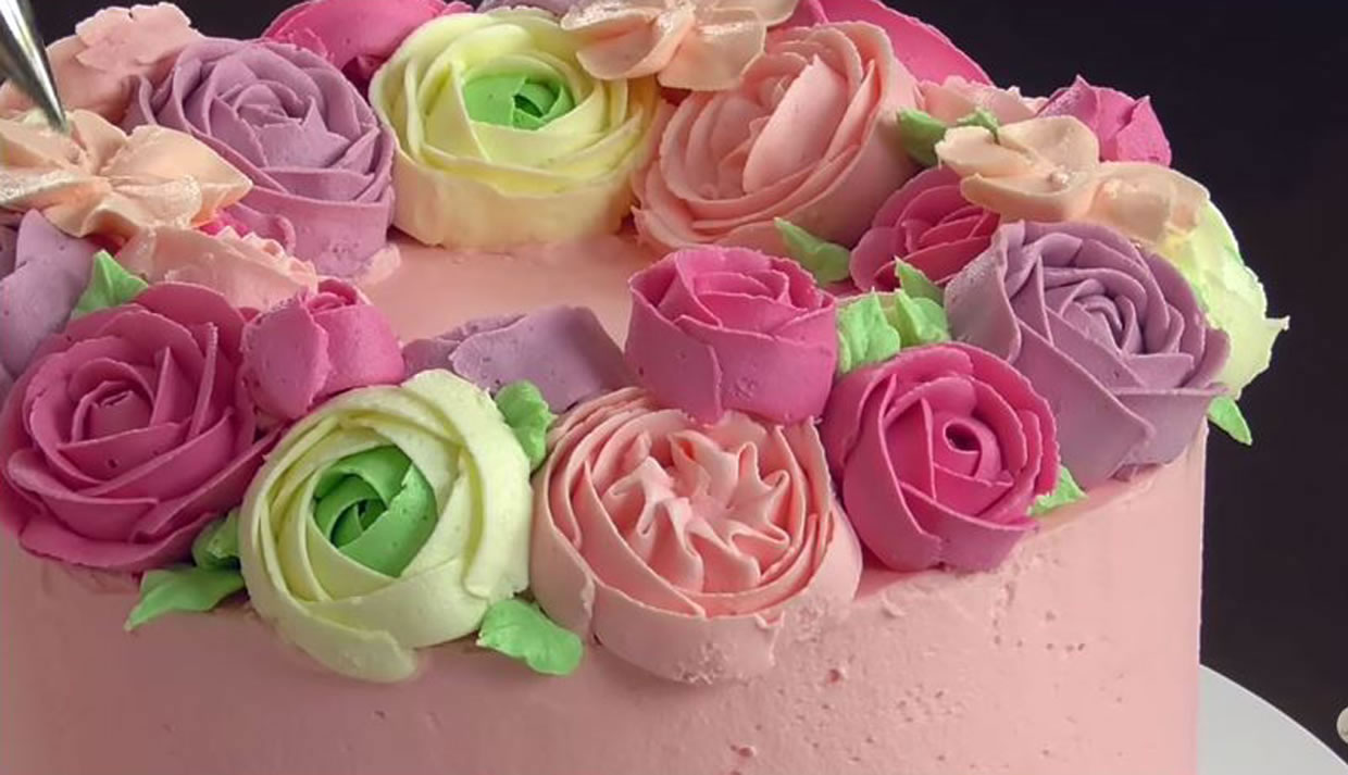 Tutorial Buttercream Flower Wreath Cake Queen Fine Foods