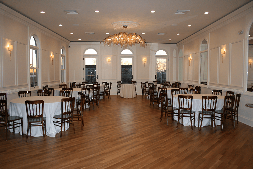 QueenAnne'sLoftDiningRoom Queen Anne's Loft