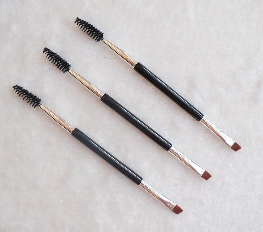 How to choose the best type of eyebrow brush Queen Brush