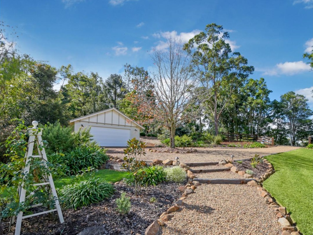 Maleny gardens acreage Queenslander Homes