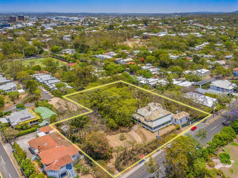 Toowong Colonial is Everything Dreams are Made Of Queenslander Homes