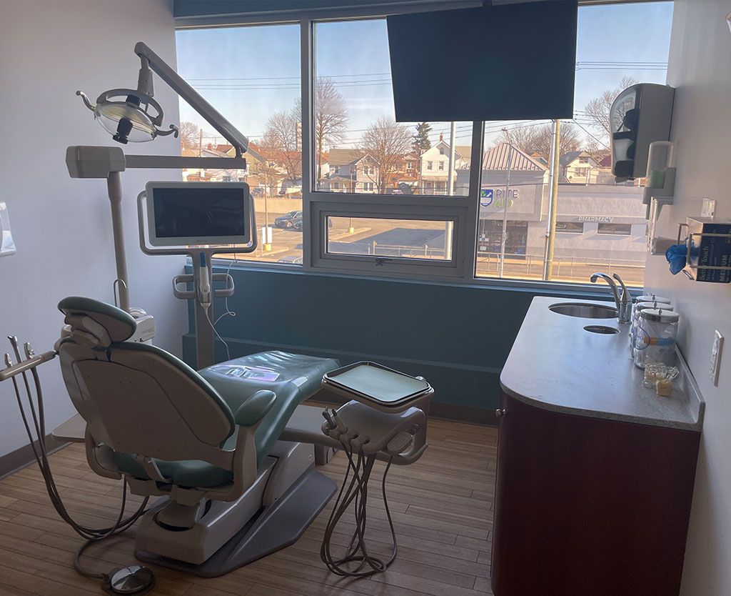 Dentist Office in Queens 11429 Queens Modern Dental Suite