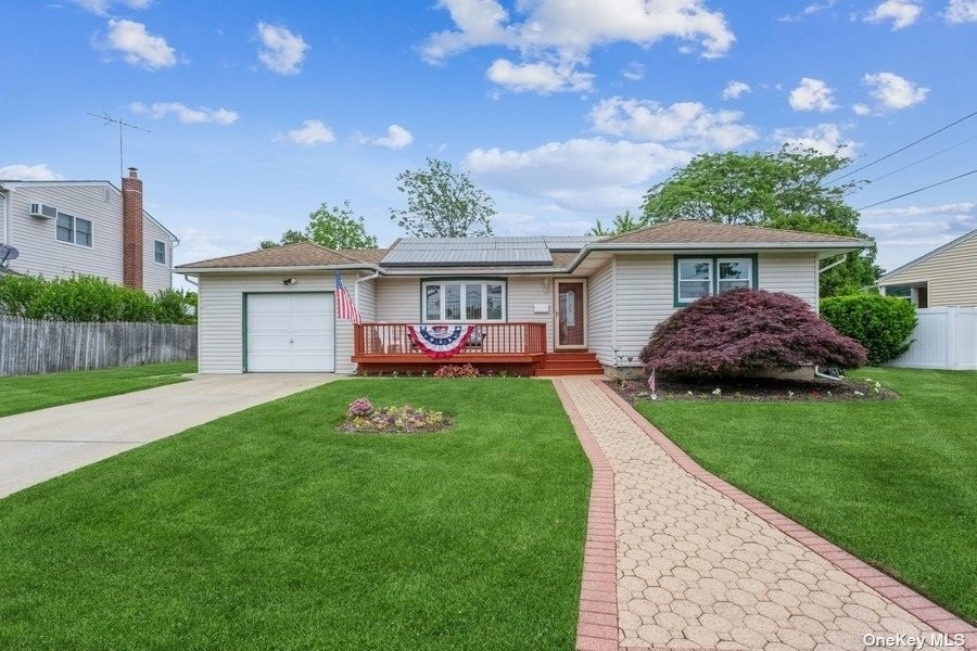 Maintained Extended Ranch Queens Properties