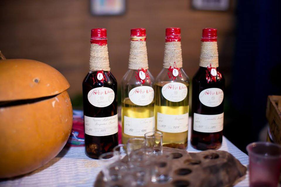 TOP 5 MEILLEURES LIQUEURS MADE IN TOGO Que faire à Lomé