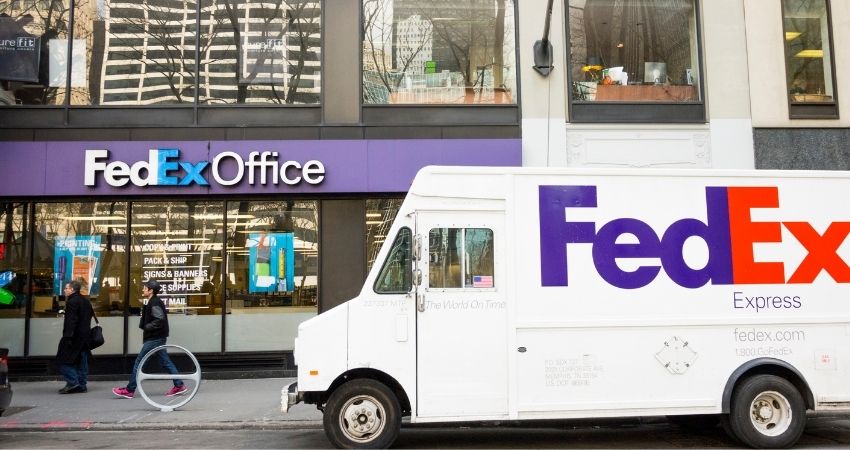 What is FedEx end of day time? Answered by DrukMetho