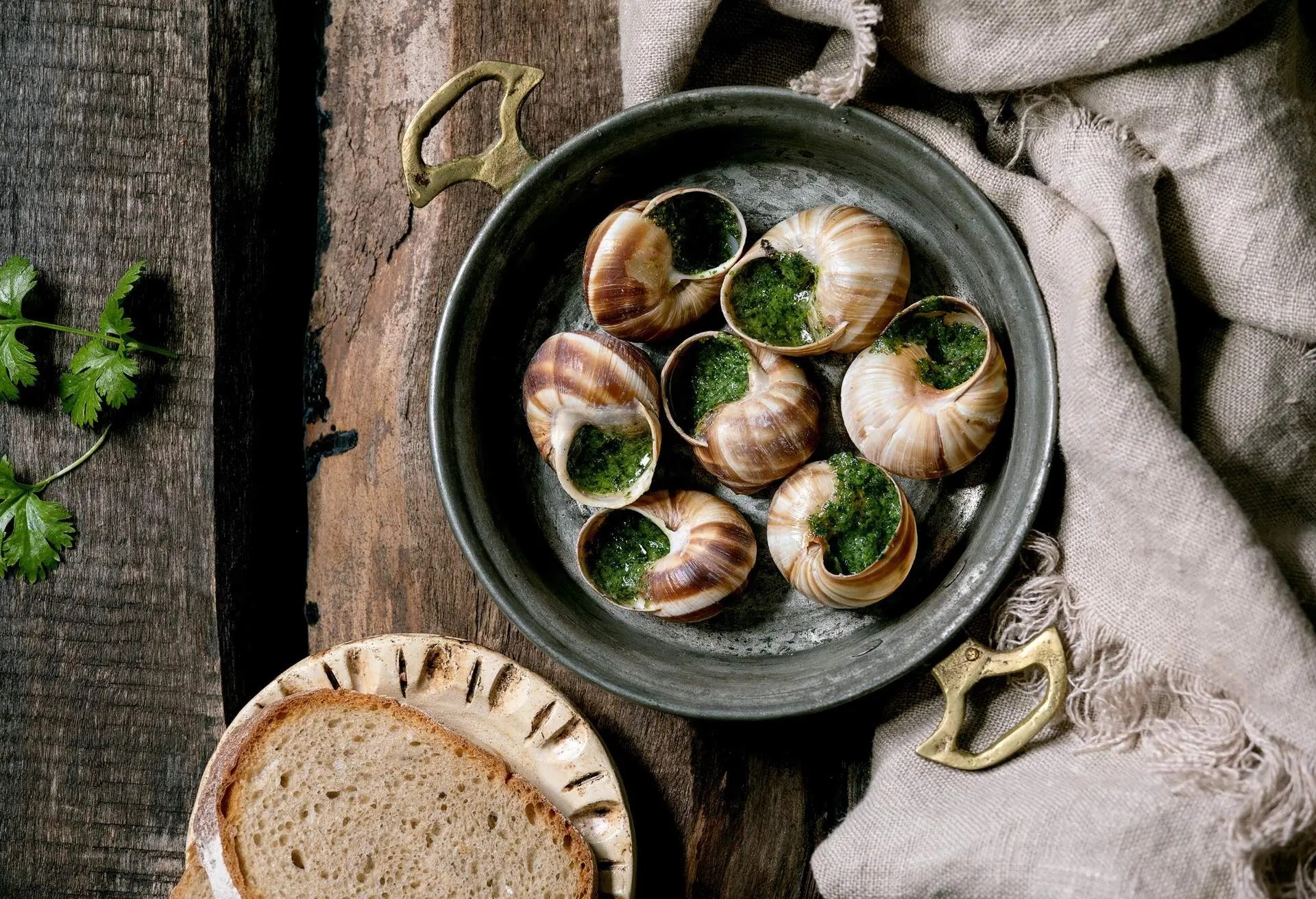 Tabla De Quesos En París Dónde Disfrutarlos Queso Destrabilla