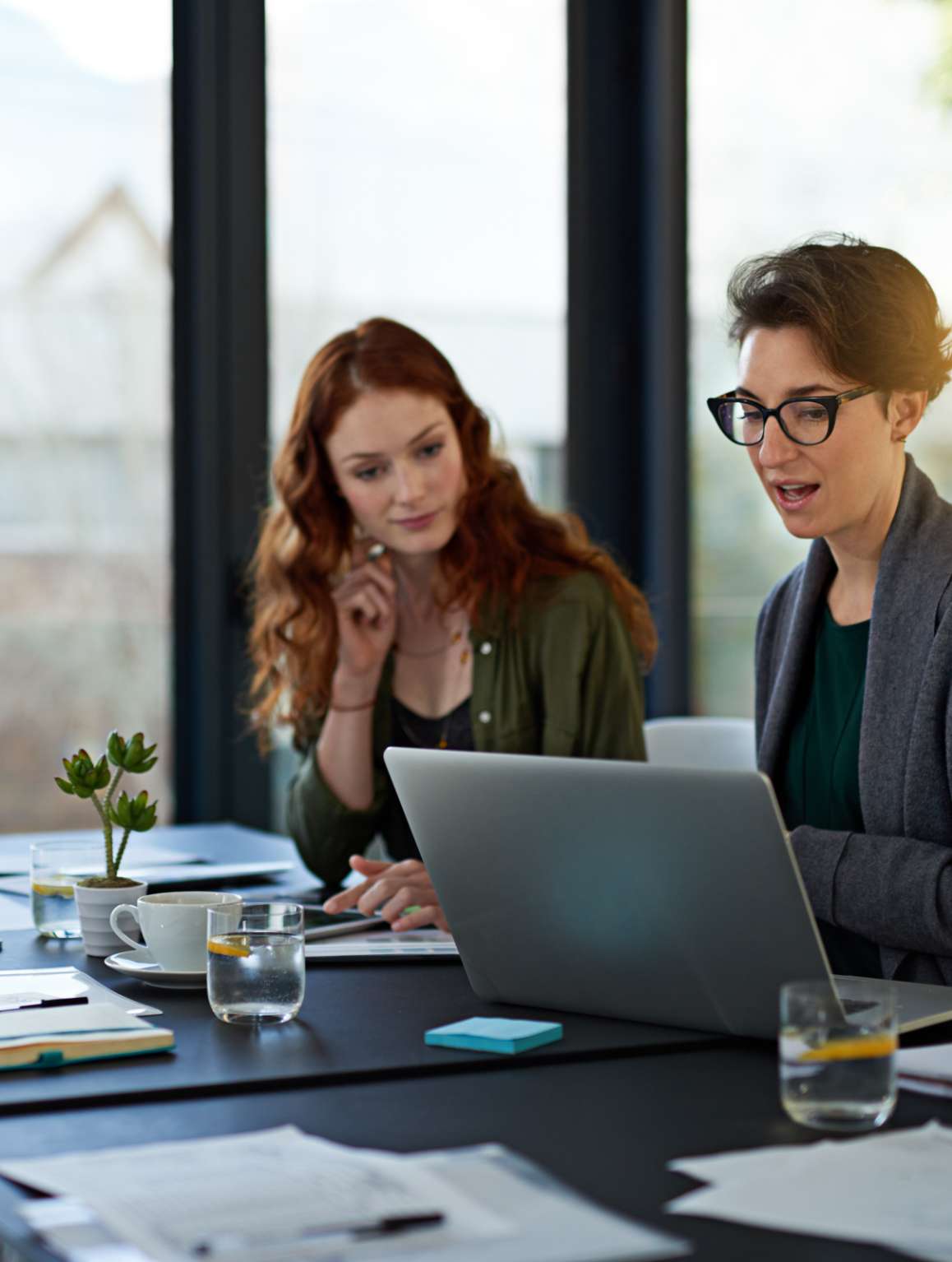 Contact Us クエスト・グローバル