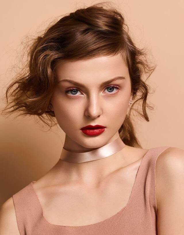 Mariana R QUEST Artists & Models