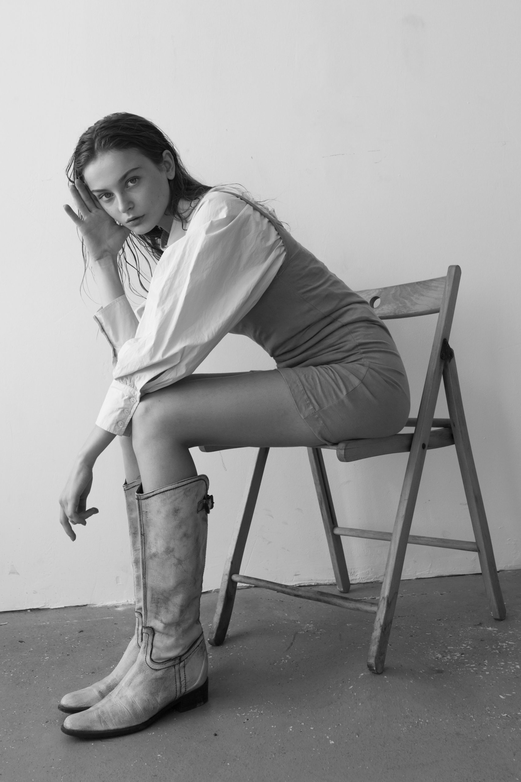 Mariana R QUEST Artists & Models