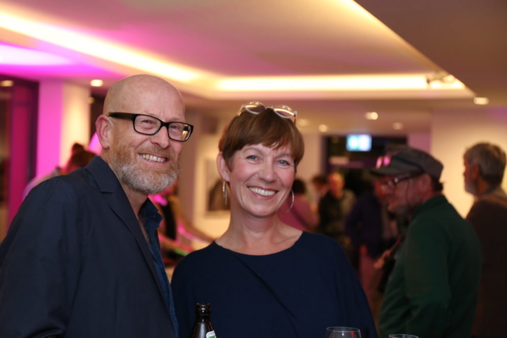 Mit Handy, Sony, Canon oder Hasselblad Passfotos von Quirin Leppert QUH