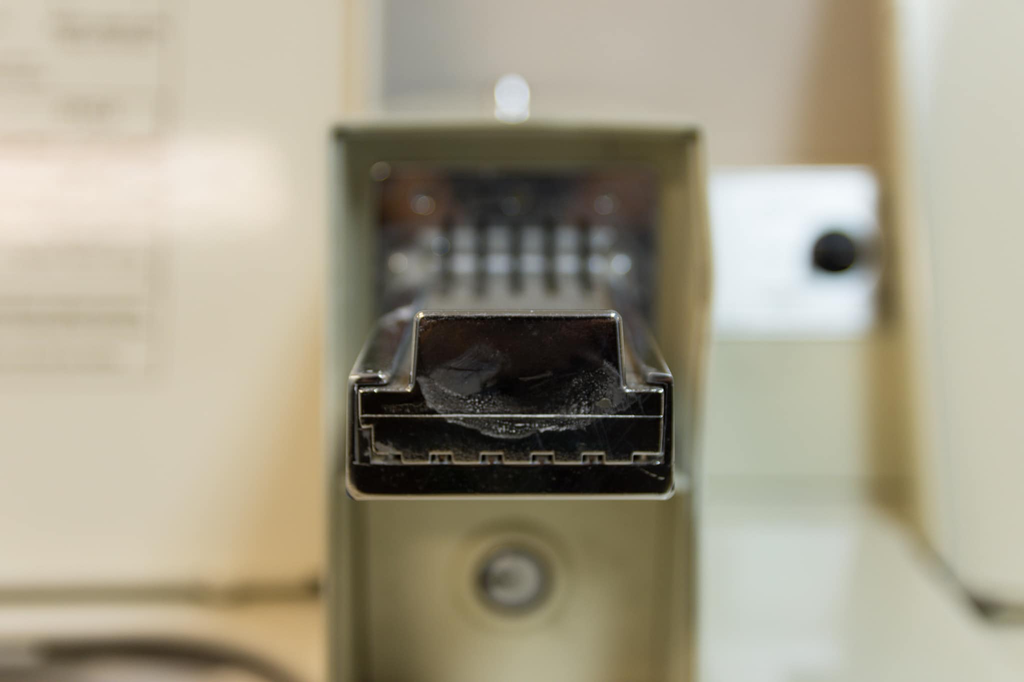 QuickandCleanSelfServeLaundromat Quick & Clean Laundry Centre