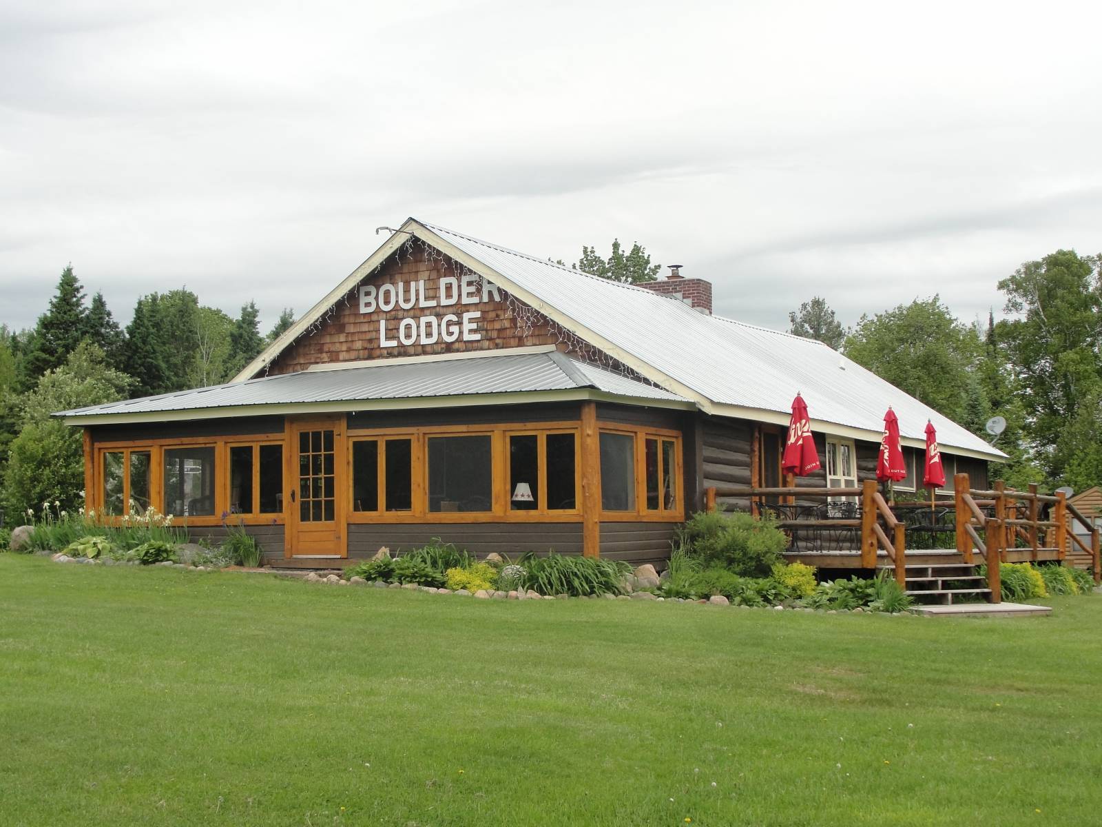 Boulder Lodge Wisconsin's Only Quiet Lakes Hayward, Wisconsin