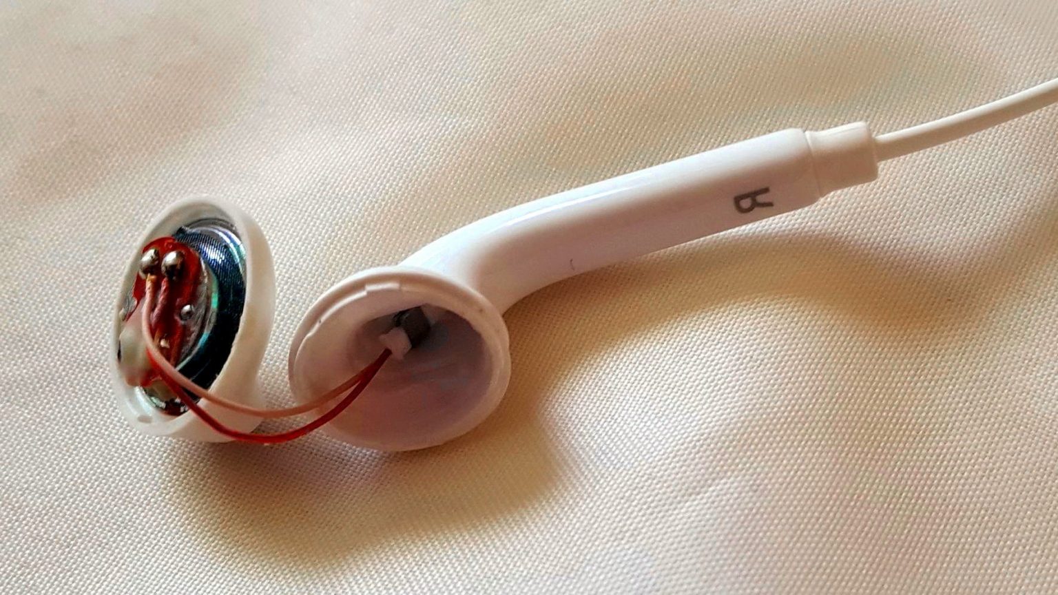 Why Do I Hear Static Noise In My Headphones & How To Fix This