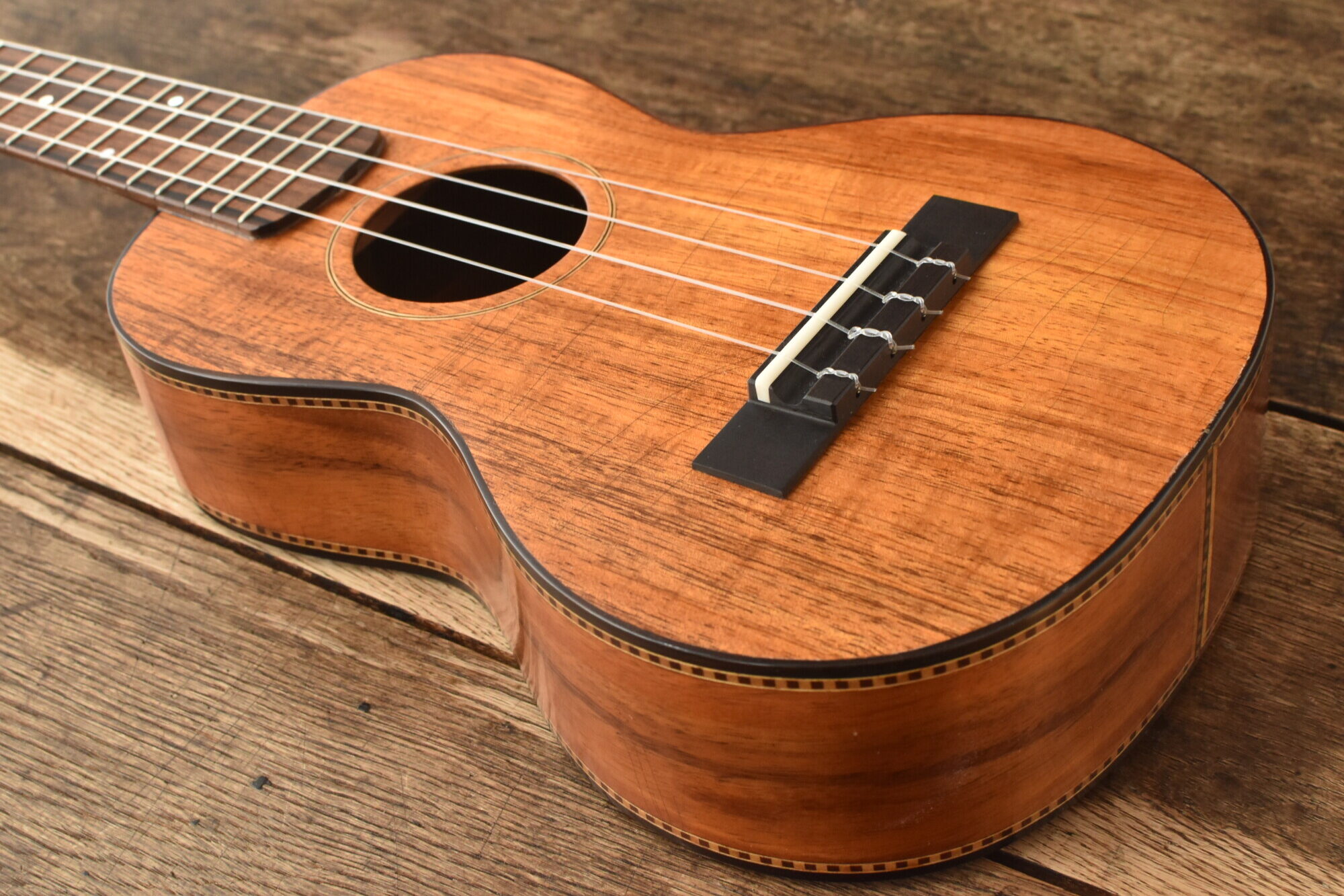 Mele Concert Hawaiian koa Quiet Village