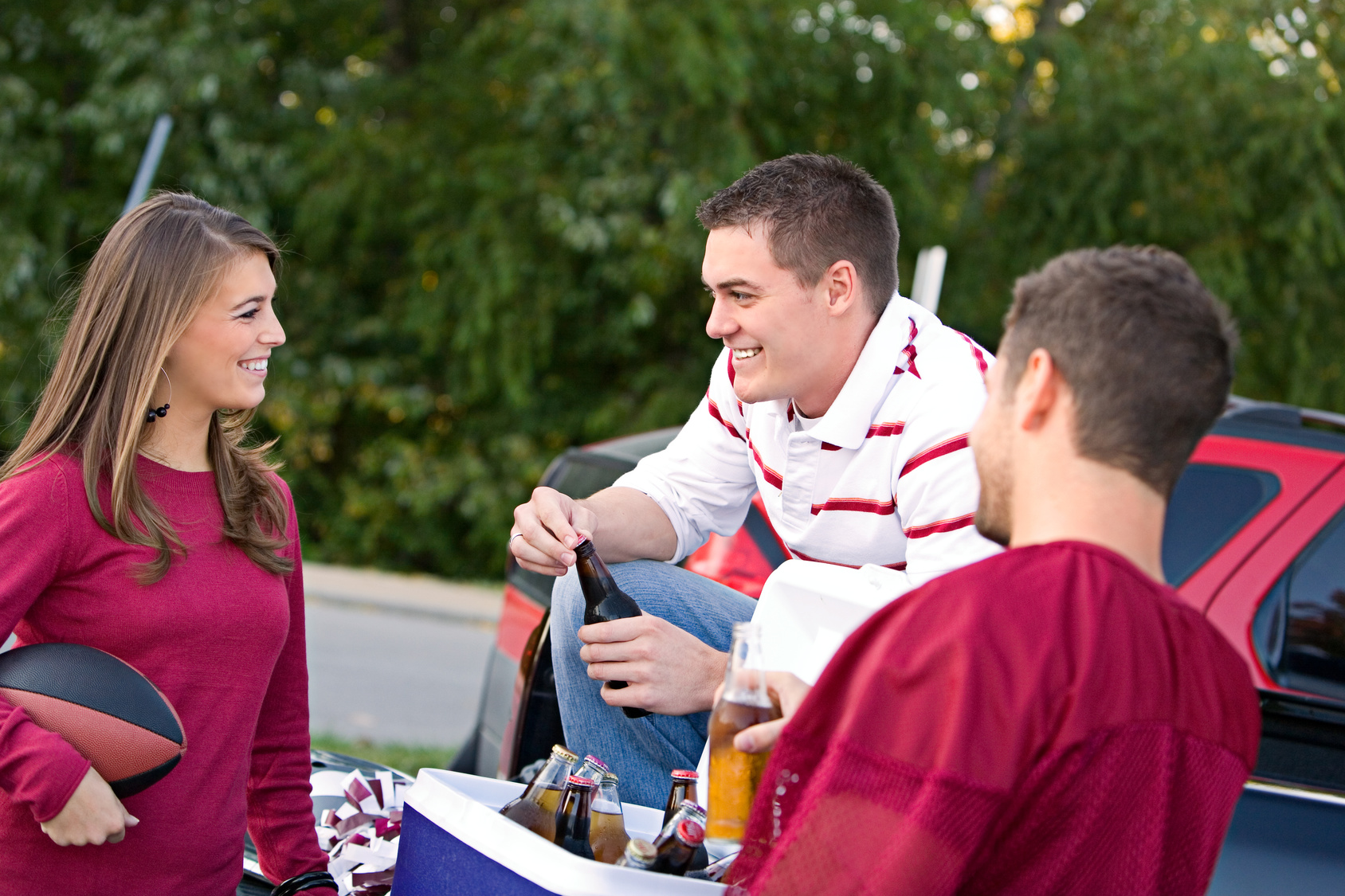 A Guide to Hosting the Ultimate Tailgate Party QuikTap®
