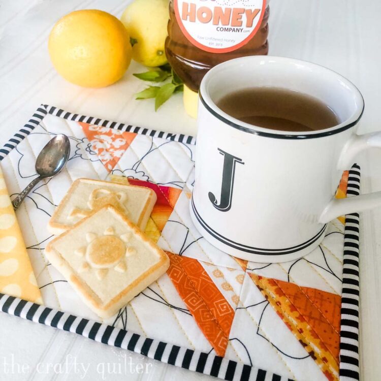 Scrappy Mug Rug Tutorial Quilters Candy