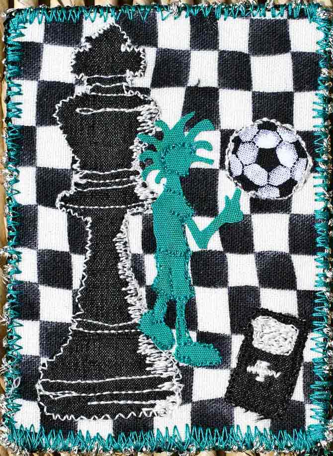 How to Make a Quilted Postcard QUILTsocial