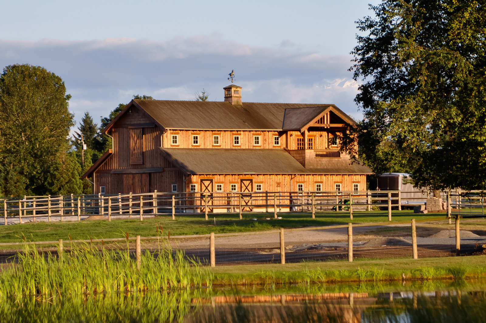 Rustic 4Stall Barn Stable Style Quinis Equestrian