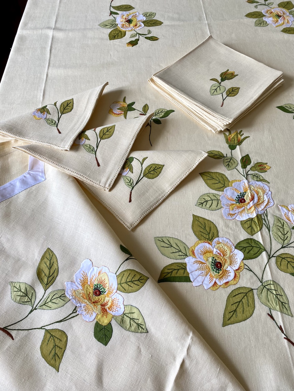 Vintage Italian Table Linens Set Quintessence