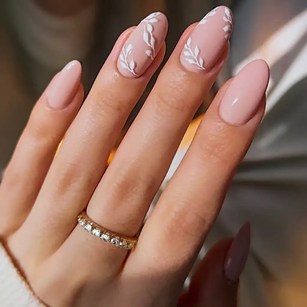 August Nails Color Ideas 2025 Trendy Summer Nails Guide