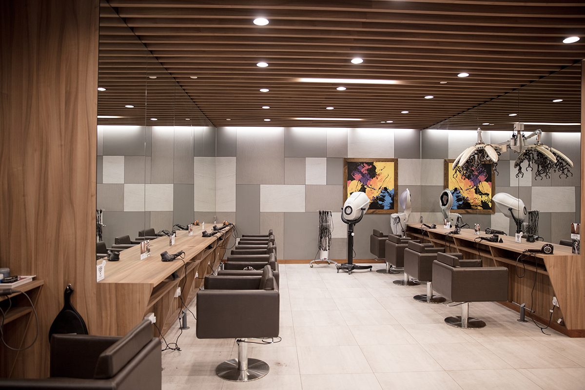 勘宝坊的Pro Trim美发沙龙 QUOD Architects