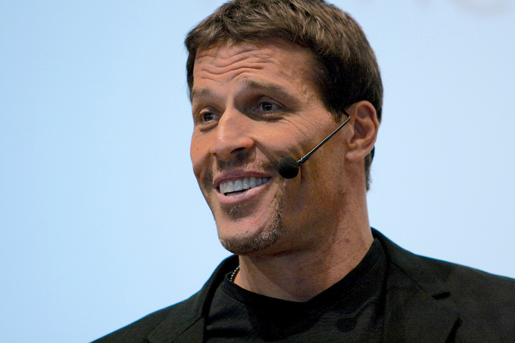 Anthony Robbins Quotes about people (8 quotes) Quotes of famous people