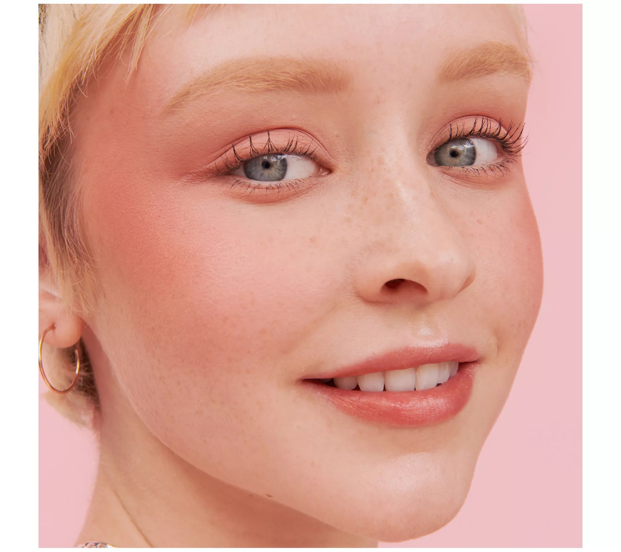 Benefit Cosmetics Shellie Seashell Pink Blush