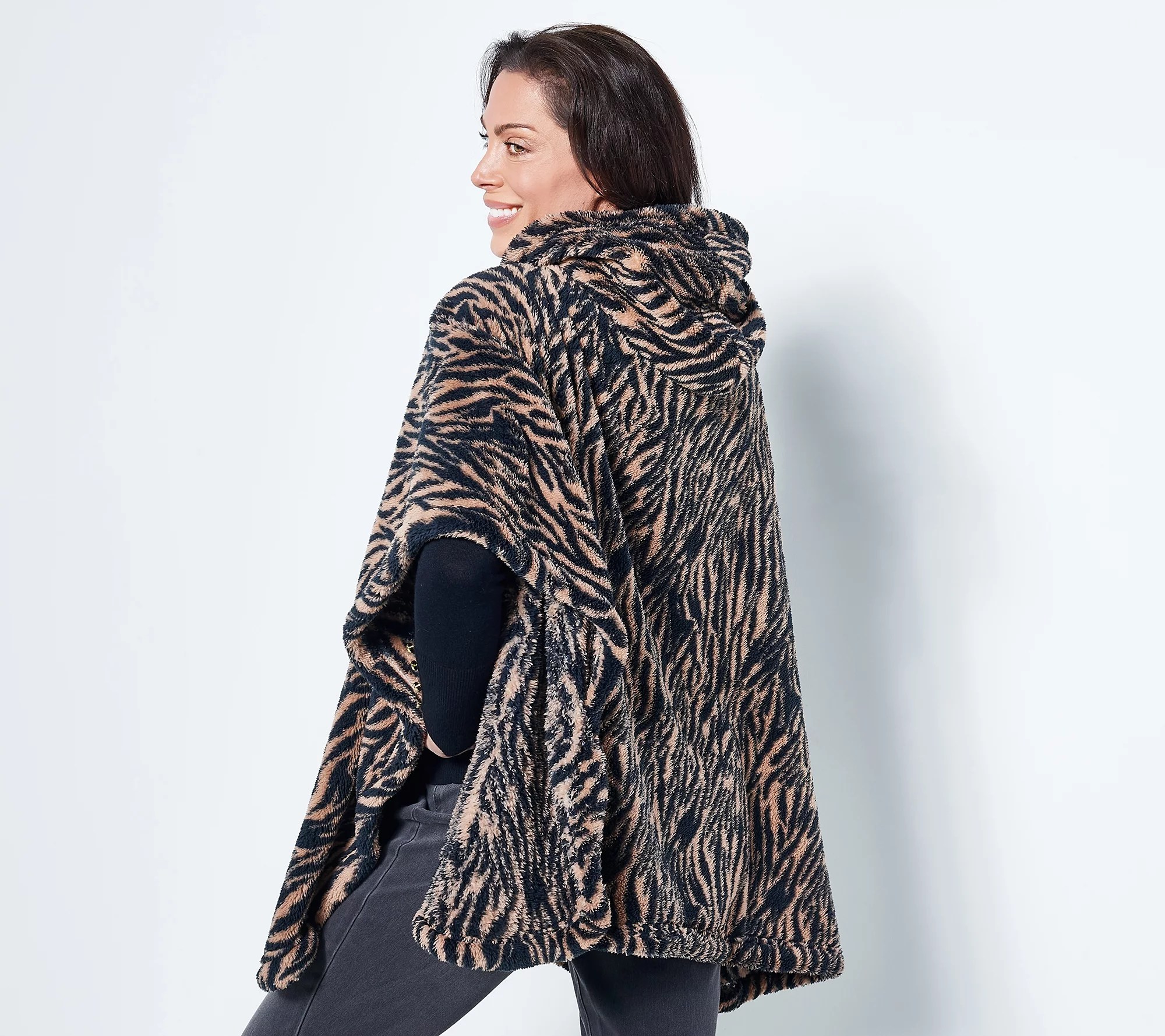 G.I.L.I. Oversized Sherpa Poncho