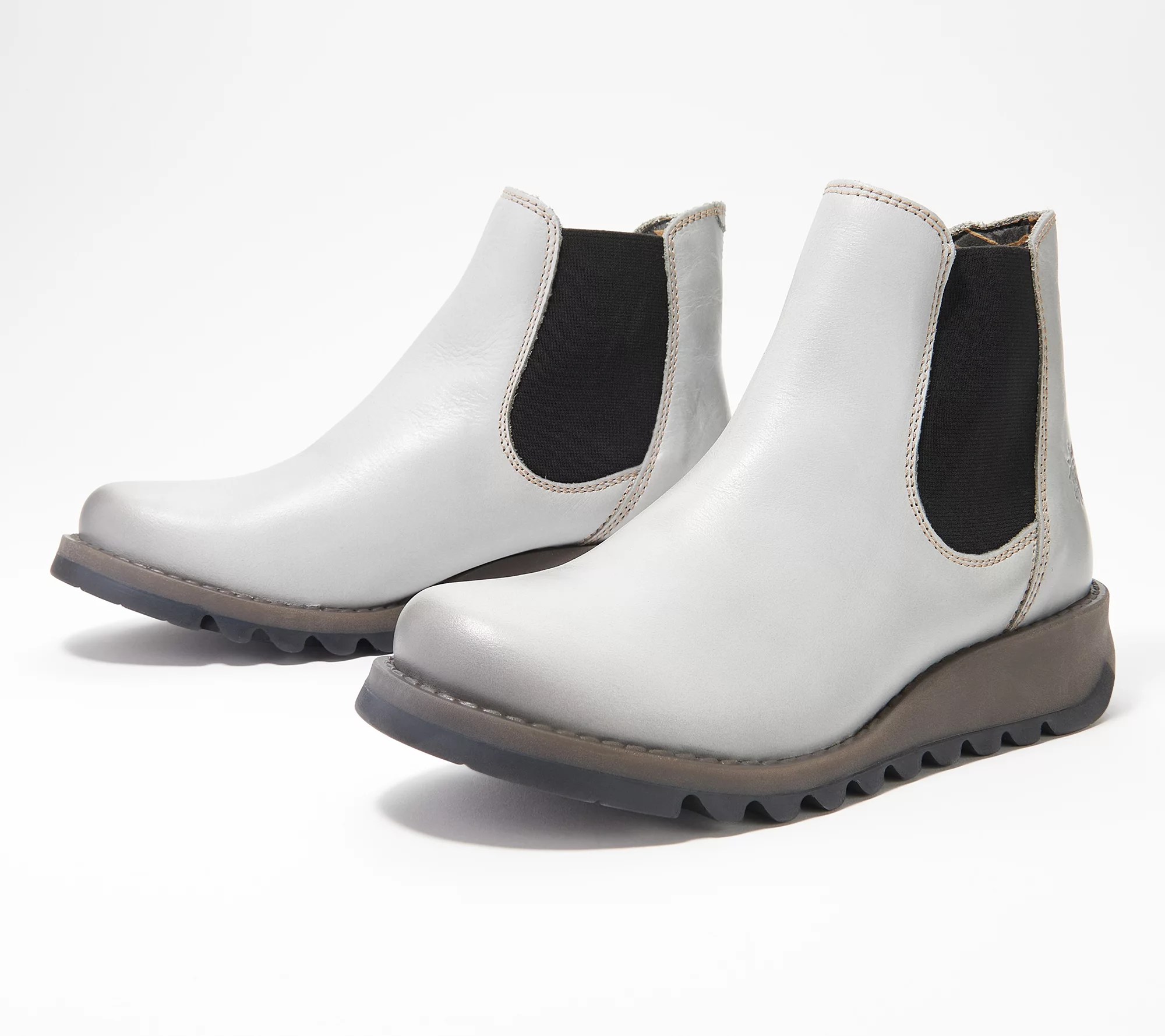 FLY London Leather Chelsea Boots Salv