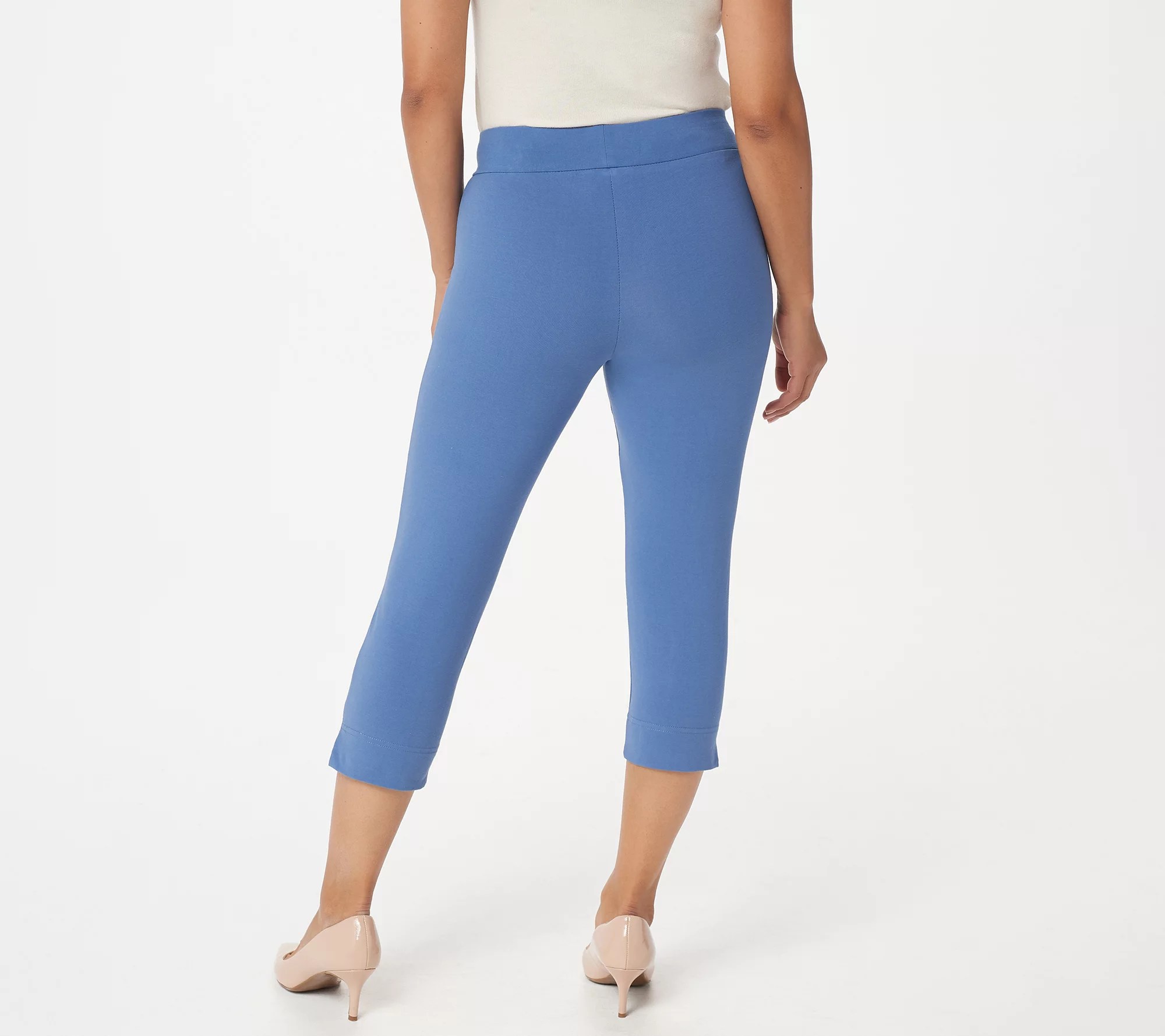 Women with Control Petite Contour Waist PullOn Capri Pants