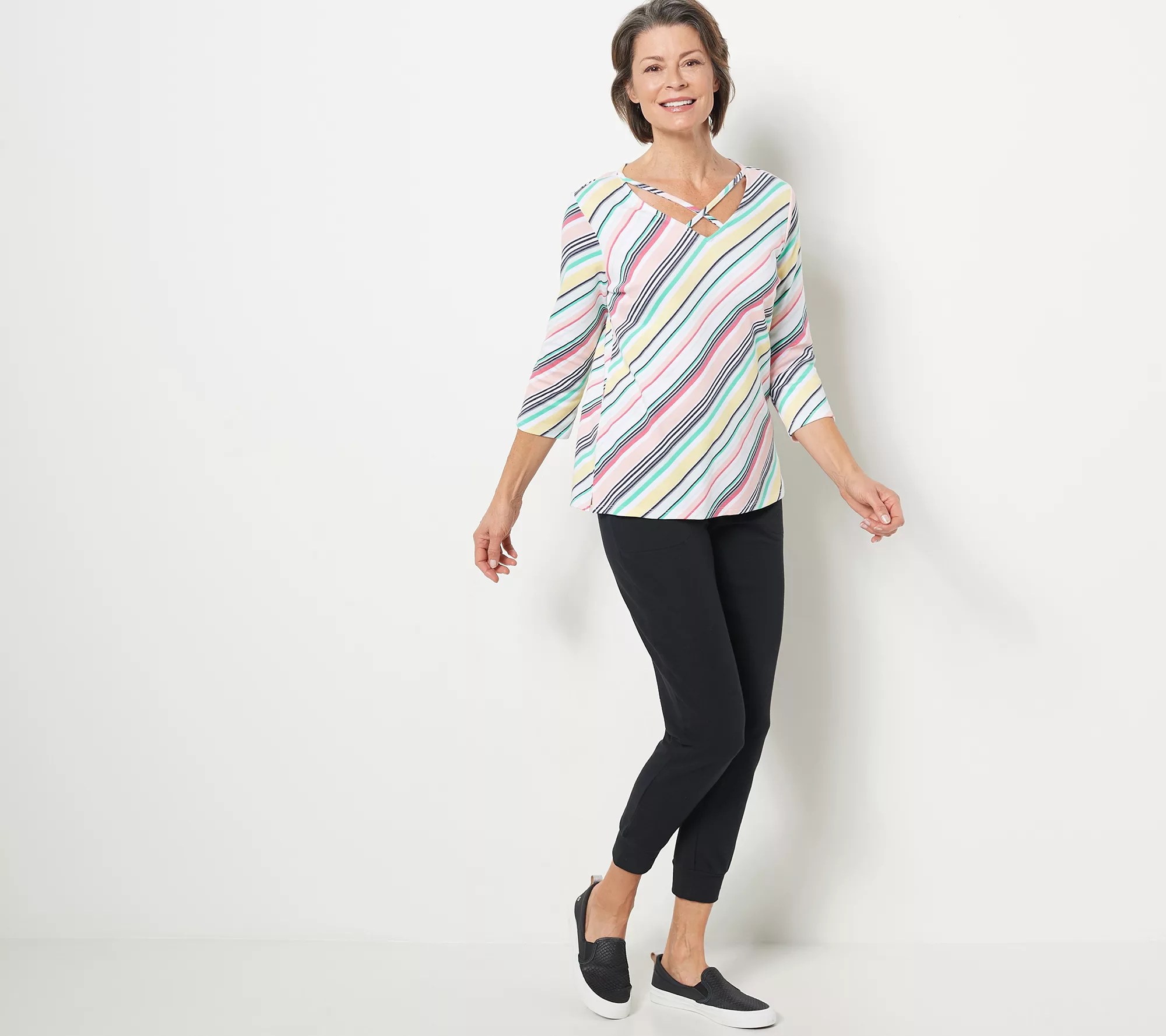 Sport Savvy Printed Interlock 3/4 Sleeve Top w/ Vneck Crossover