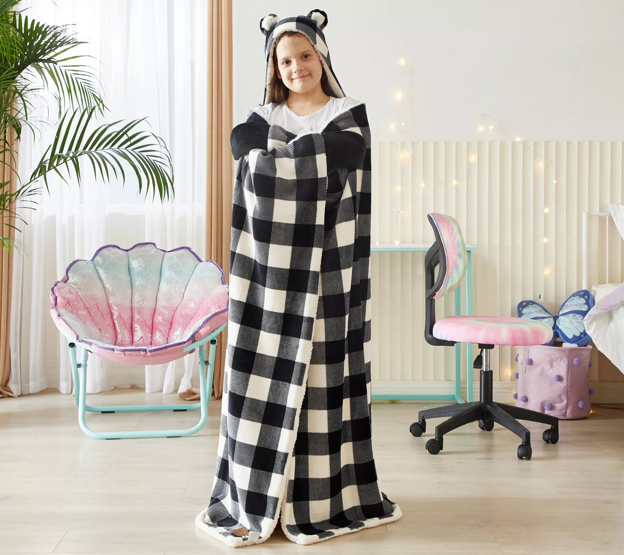 Dearfoams Adult Hooded Throw Black and WhiteBuffalo Check