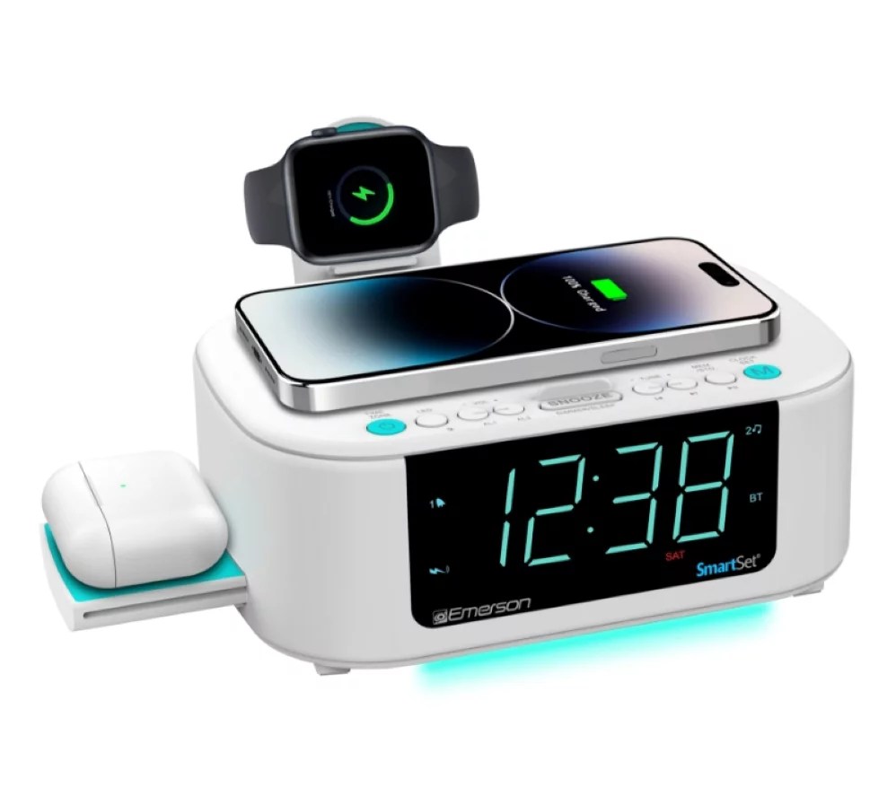 Emerson SmartSet Wireless Charging Dual Alarm FM Clock Radio