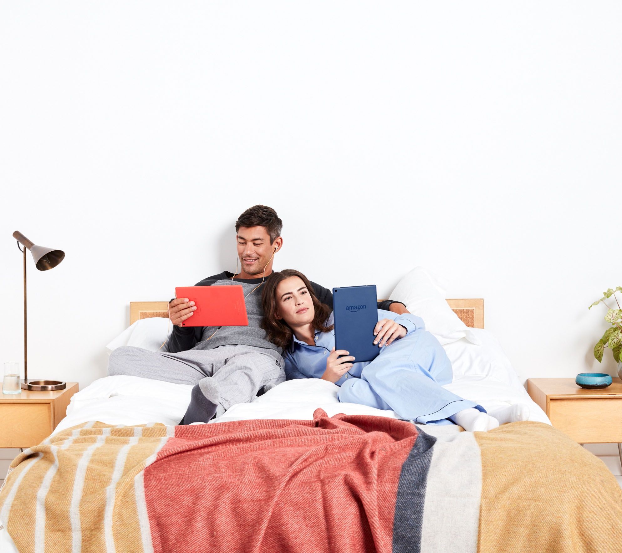 (QVC) Black Friday Amazon Fire 10" HD Tablet 32GB w/ Custom Case