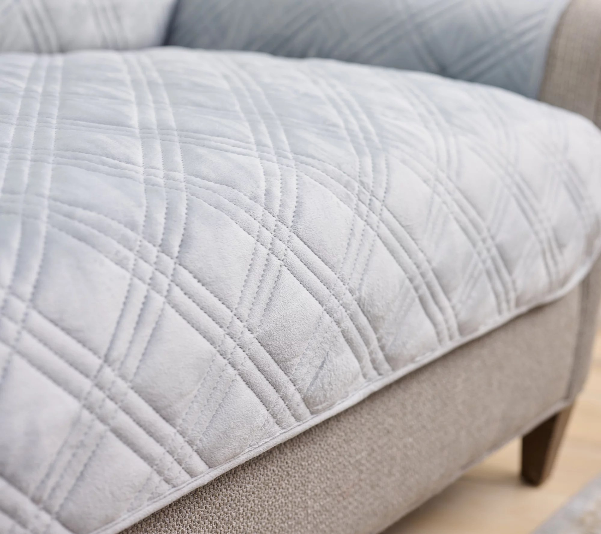 "As Is" Home Reflections Micromink PinSonic Sofa Cover