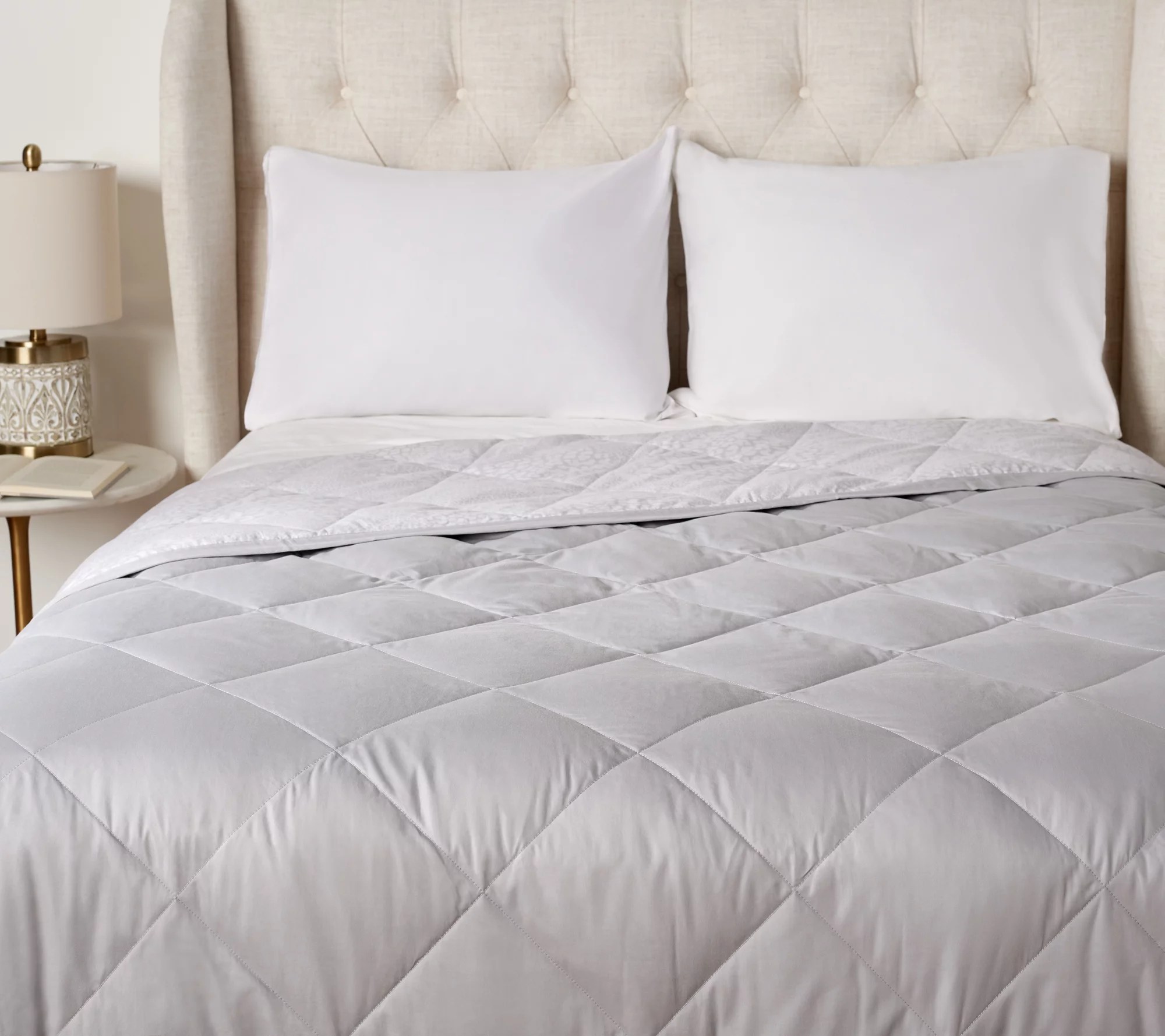 G.I.L.I. Queen 550FP Reversible Down Blanket