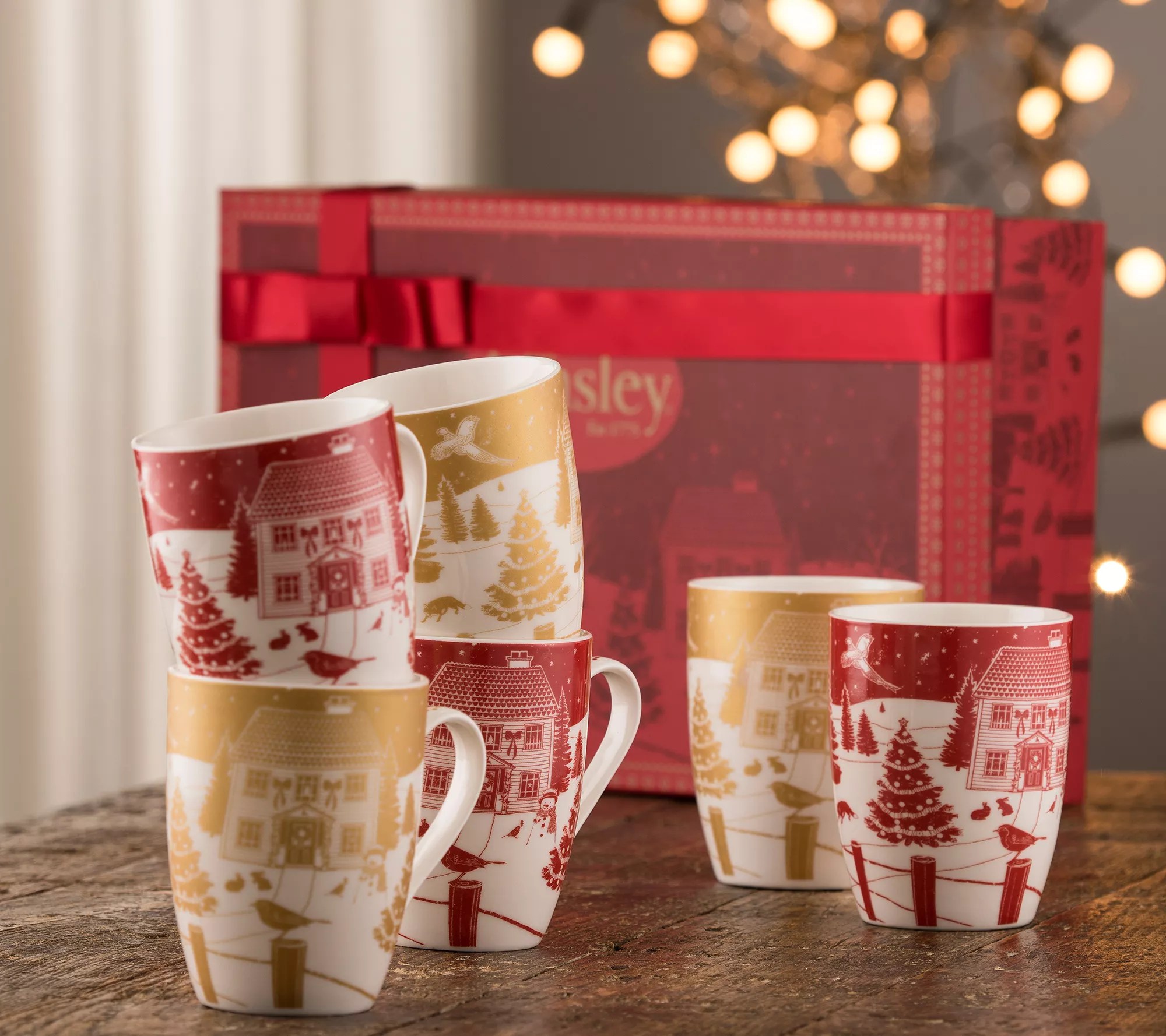 Aynsley China Christmas in the Country Mug Set