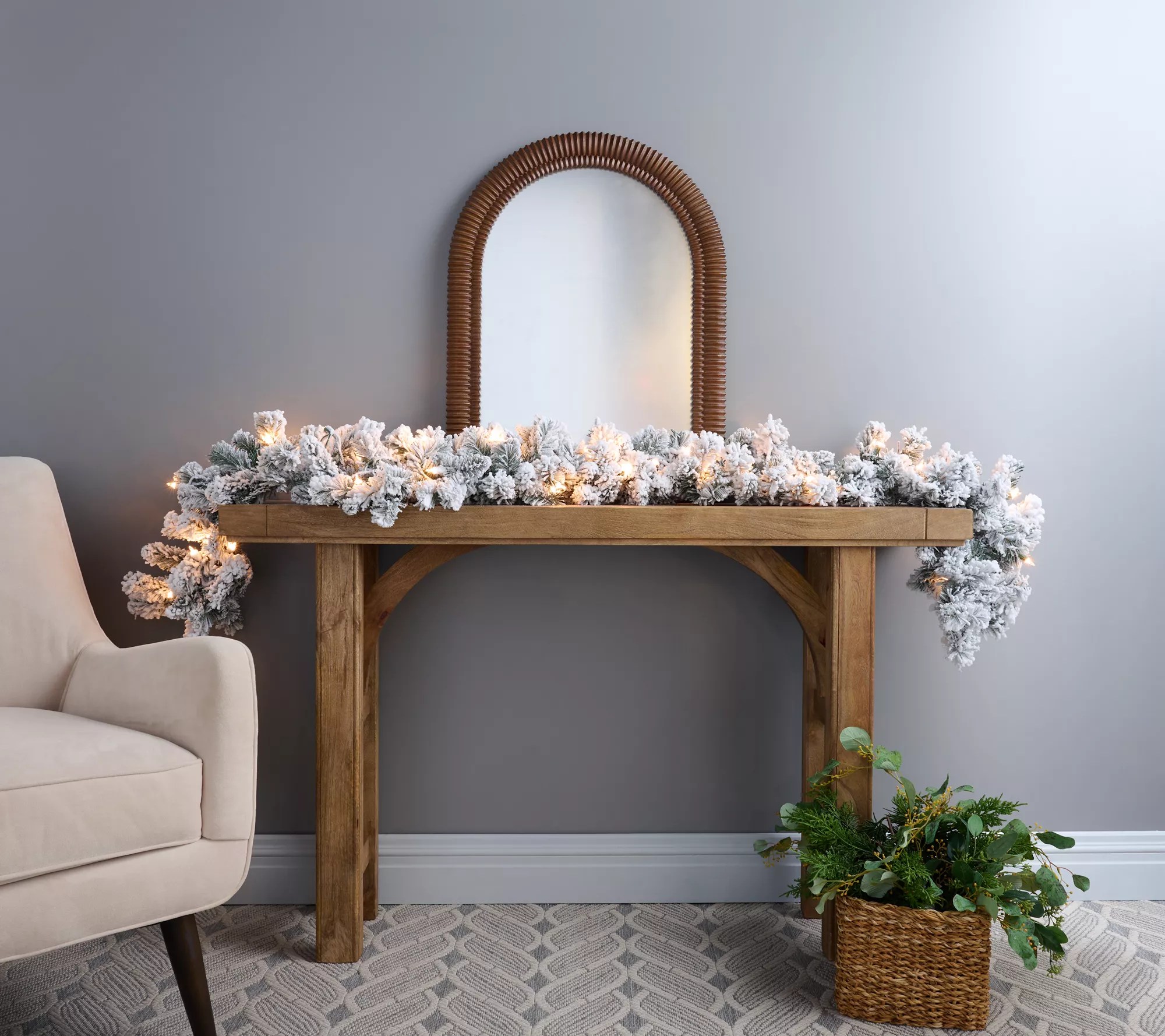 Bethlehem Lights Deluxe PlugIn HeavyDuty 6' Garland