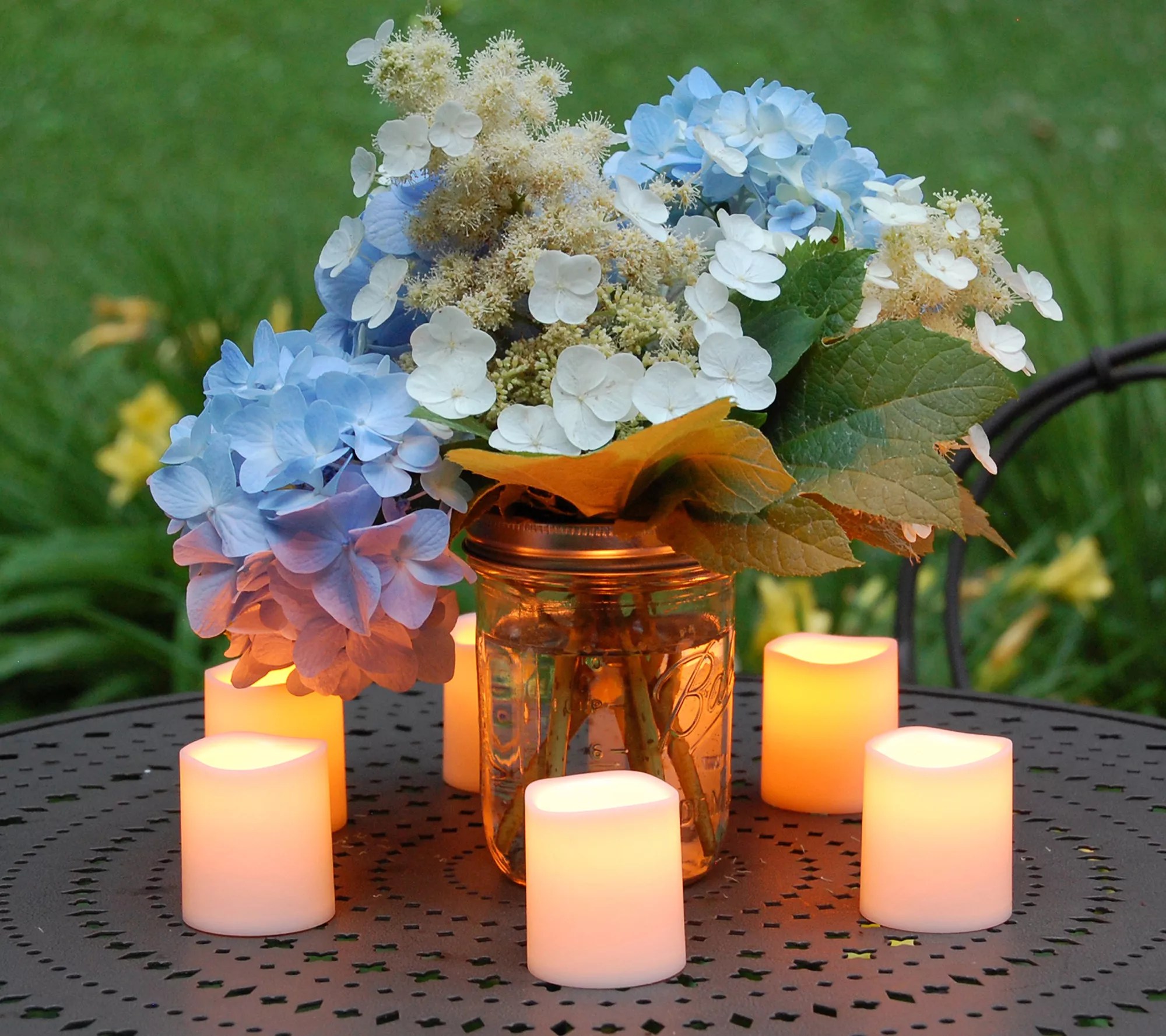 Battery Operated LED Mini Pillar Candles Setof Six